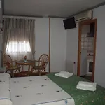 Yuste Vendégház Garganta la Olla