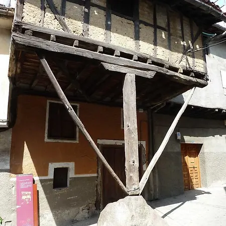 Yuste Гостевой дом