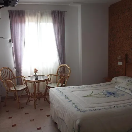 Гостевой дом Yuste 2*