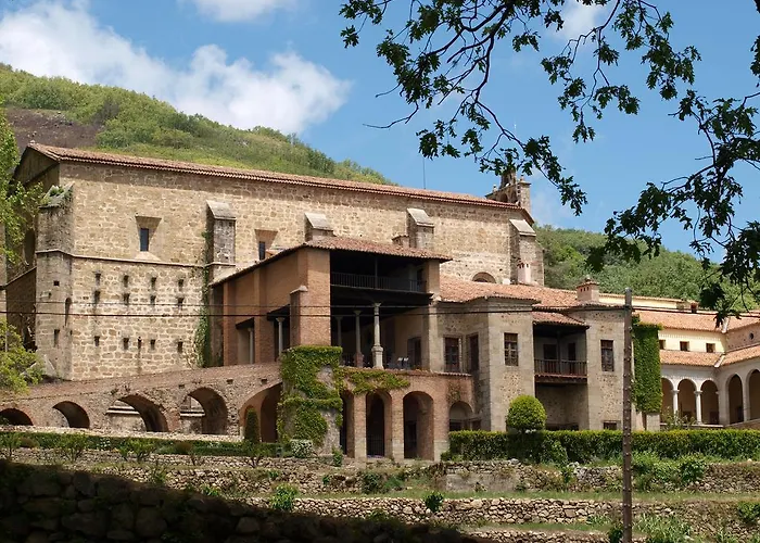 Yuste 2* Garganta la Olla